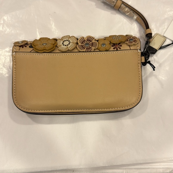 Coach 1941 Tea Rose Applique Clutch (Beechwood) NWT - Picture 3 of 9